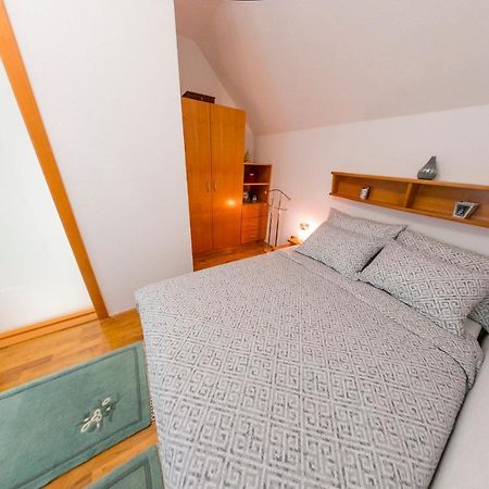 Holiday Home Villa Sara Біхач Екстер'єр фото