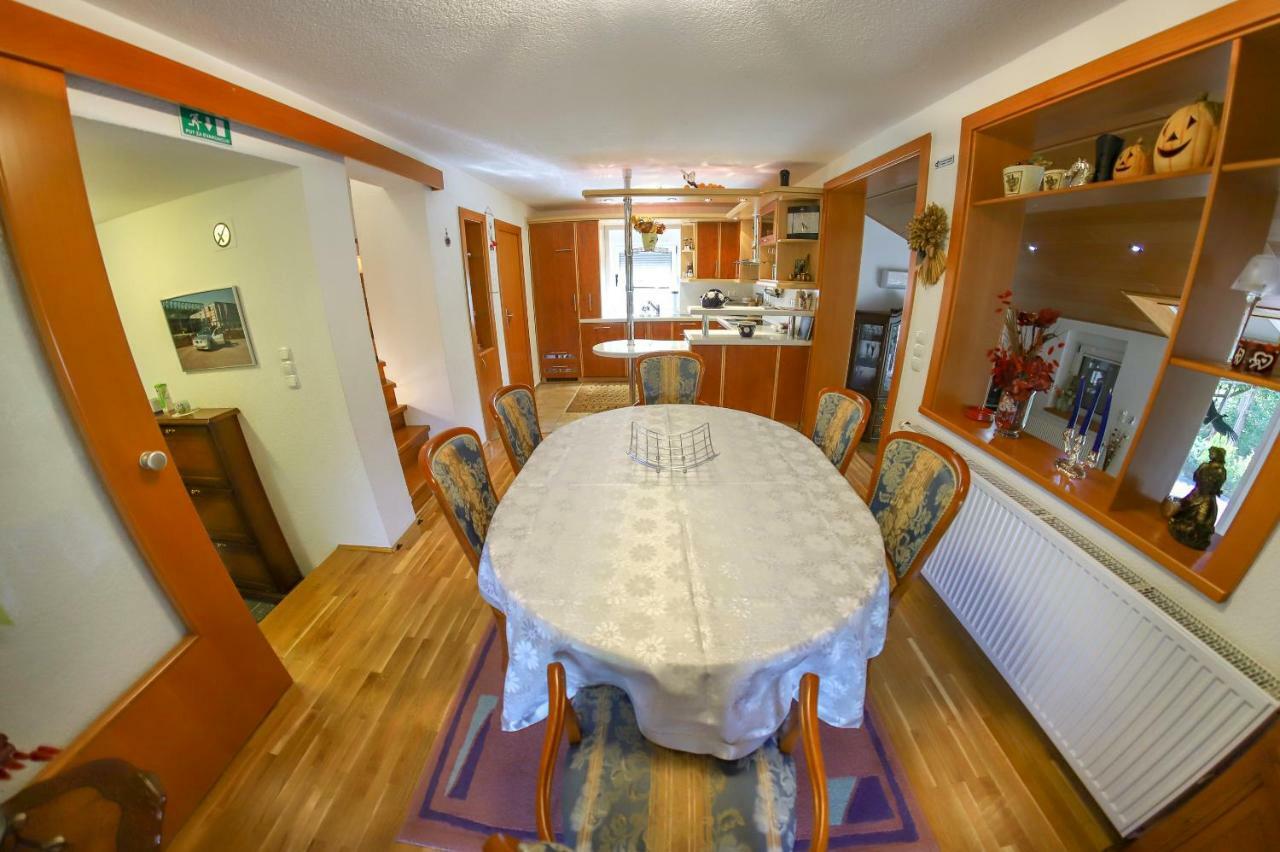 Holiday Home Villa Sara Біхач Екстер'єр фото