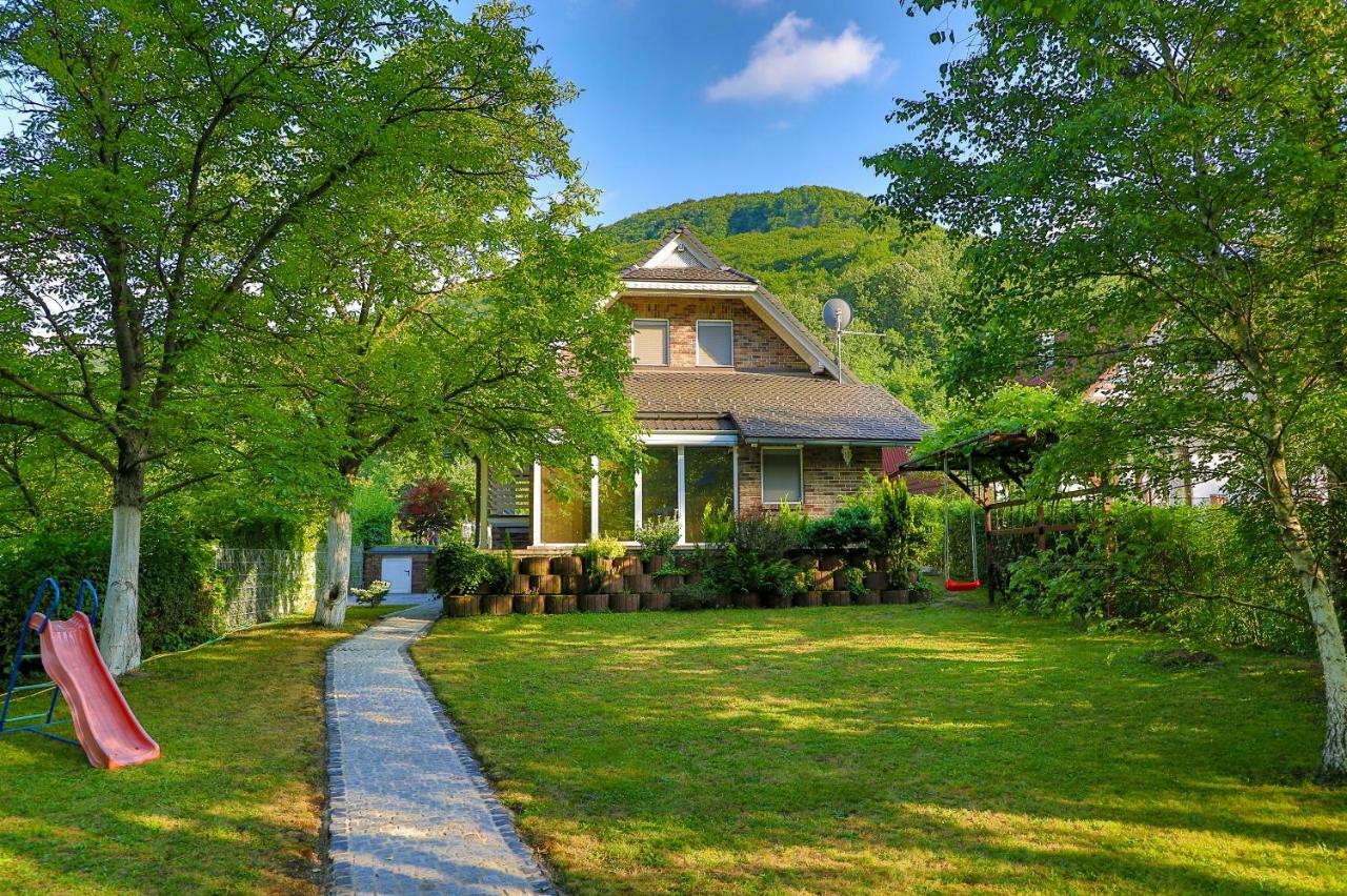 Holiday Home Villa Sara Біхач Екстер'єр фото