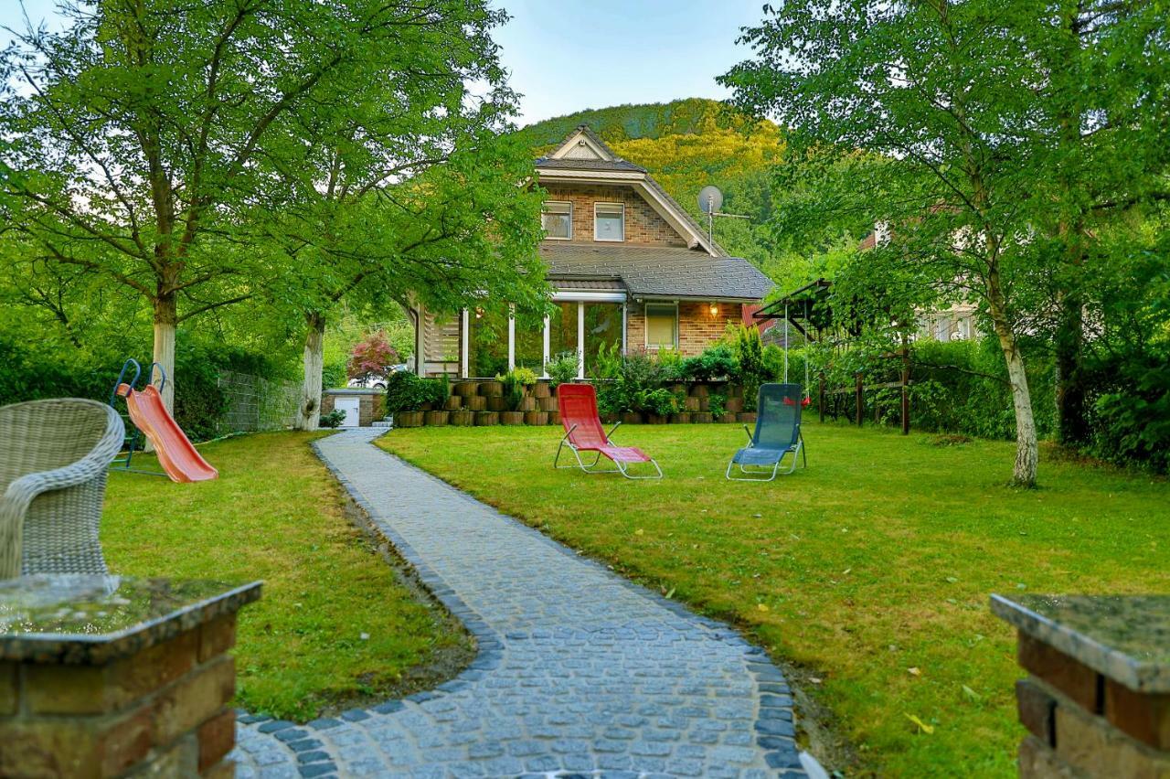 Holiday Home Villa Sara Біхач Екстер'єр фото