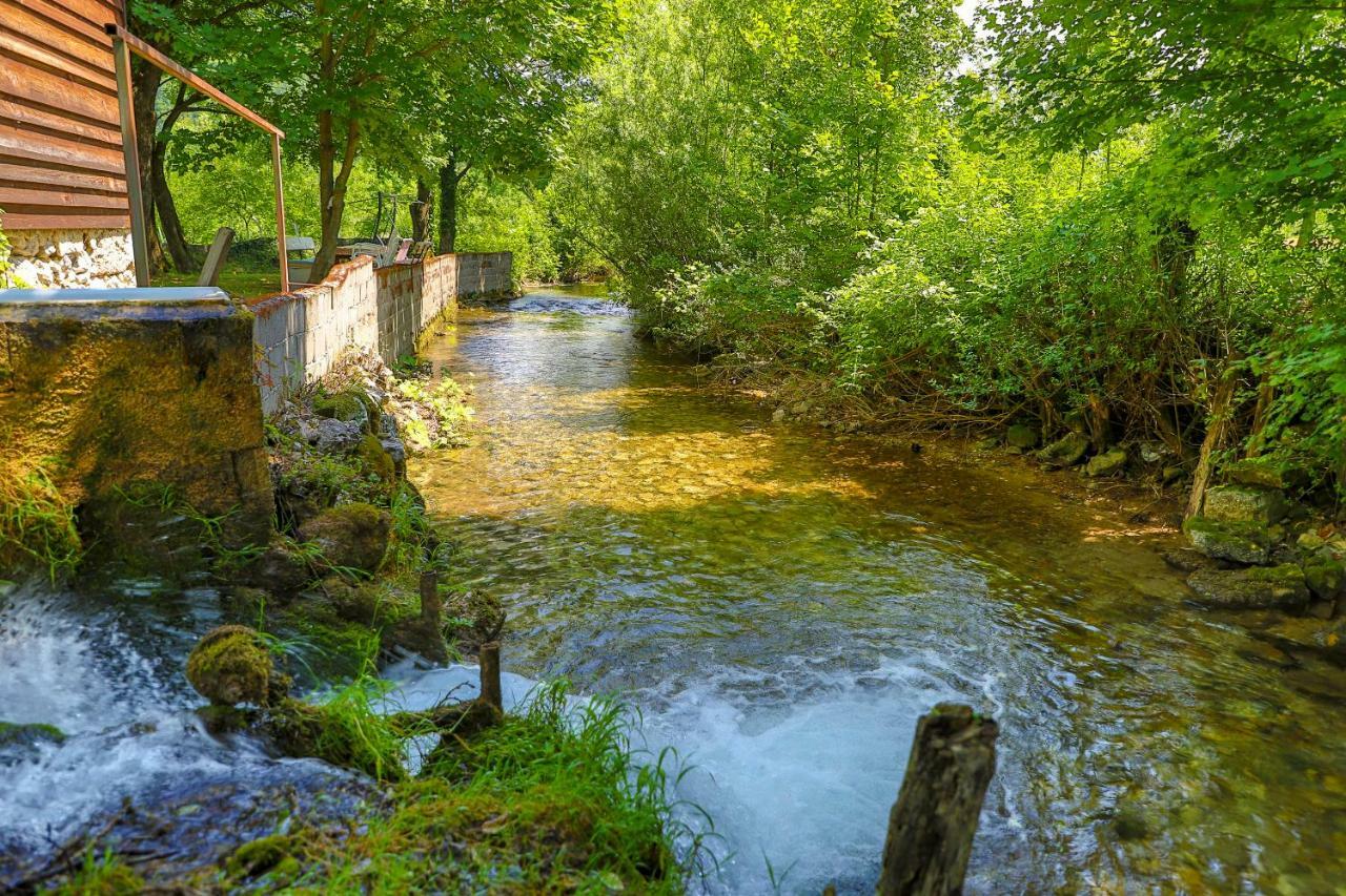 Holiday Home Villa Sara Біхач Екстер'єр фото